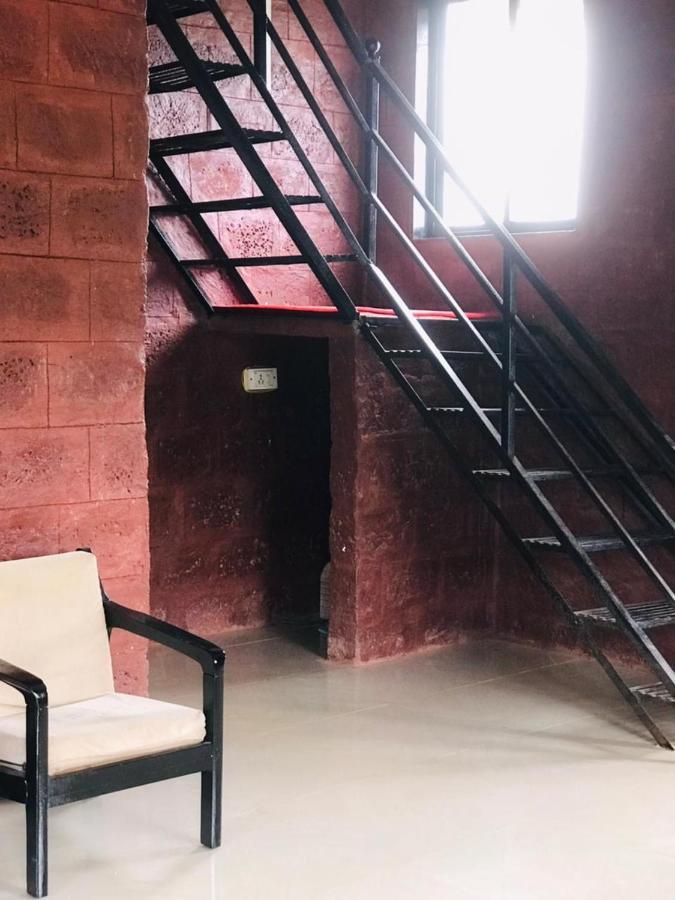 Rohan Homestay By Traviget Hospitality, Dapoli-Konkan Harnai Exterior photo