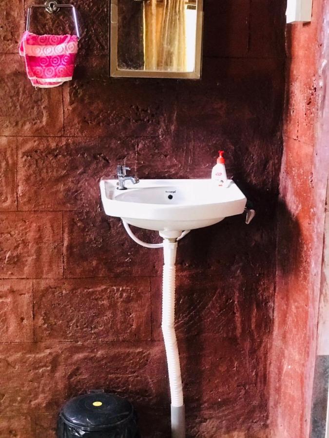 Rohan Homestay By Traviget Hospitality, Dapoli-Konkan Harnai Exterior photo